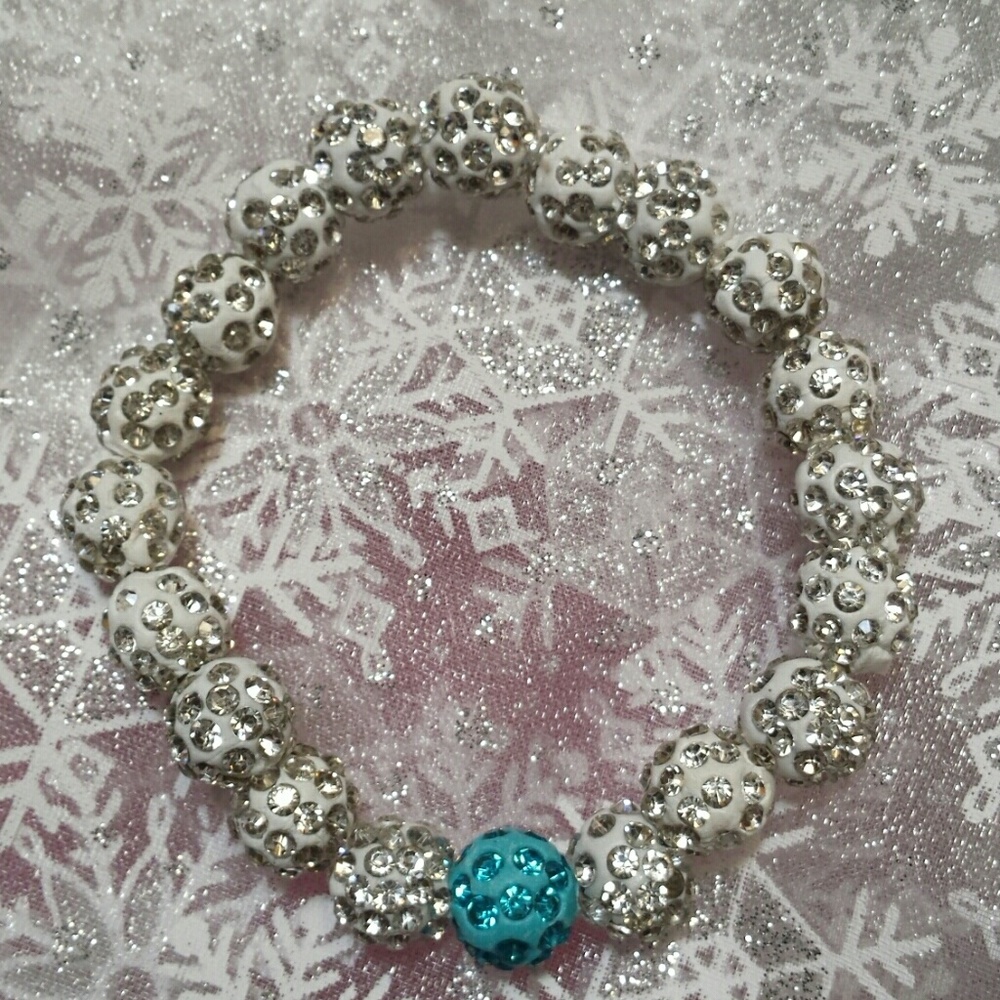 White Blue sparkle bling stretch bracelet. NWT